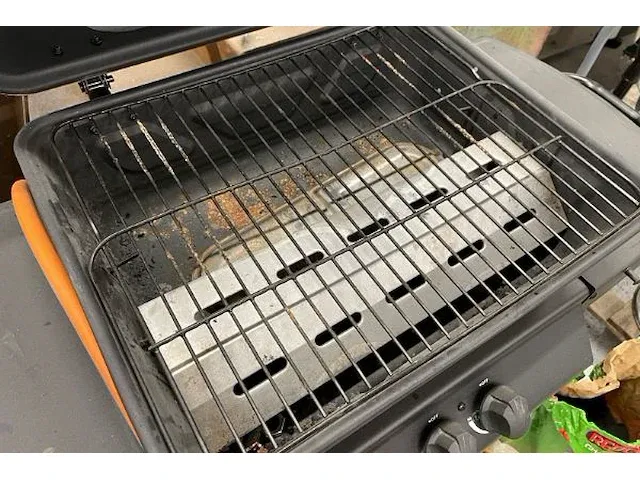 Gasbbq - afbeelding 2 van  3