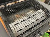 Gasbbq - afbeelding 2 van  3