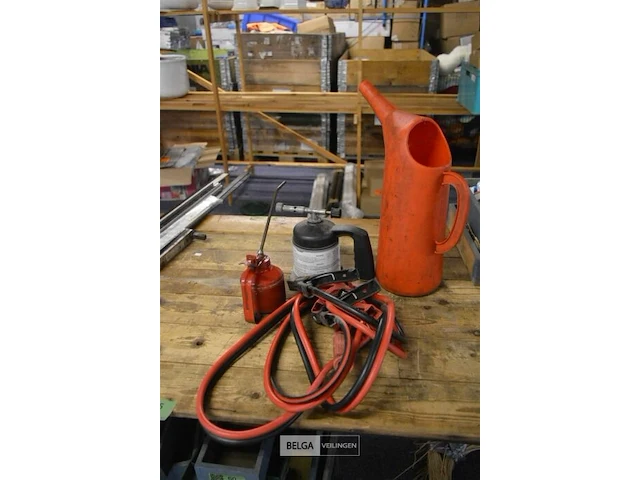 Gasbrander, oliekan, startkabels - afbeelding 1 van  4