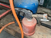 Gasfles met brander en kleine brander - afbeelding 3 van  3