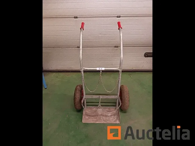 Gasflessenwagen met luchtbanden - afbeelding 3 van  9
