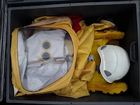 Gaspak en toebehoren (doos 3) - afbeelding 1 van  1