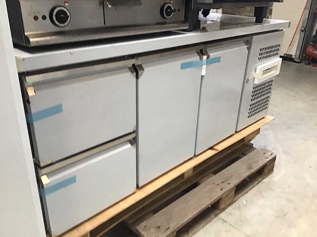 Gastrohero koelwerkbank - afbeelding 6 van  7