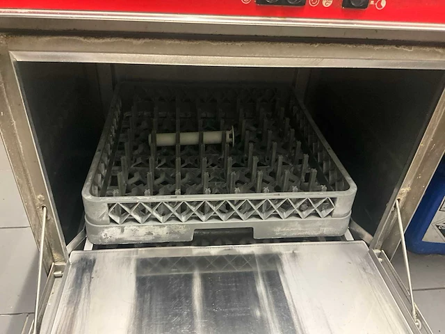 Gastrom korvenvaatwasmachine - afbeelding 3 van  5