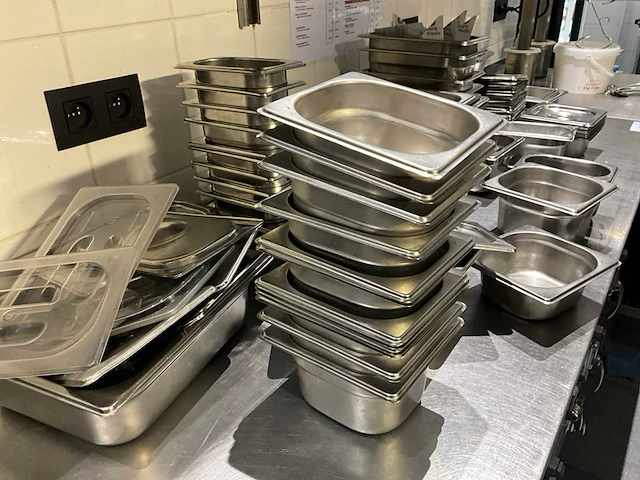 Gastronormbakken (ca. 100x) - afbeelding 2 van  12