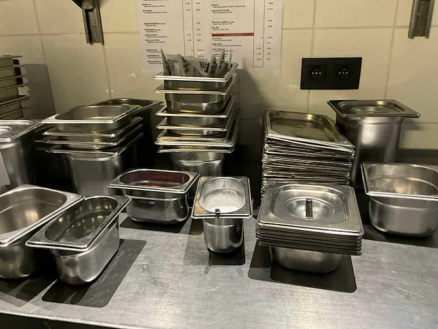 Gastronormbakken (ca. 100x) - afbeelding 9 van  12