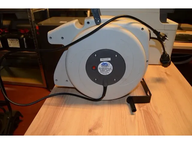 Gasverwarmer qlima, elektrische kabel op haspel as grijs (5,6) - afbeelding 2 van  10
