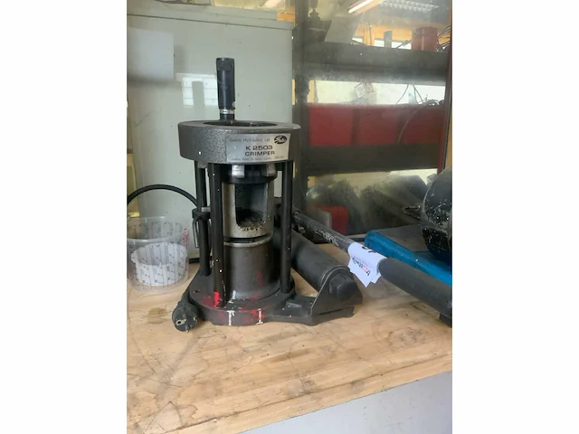 Gates k2503 handbediende pers- krimpmachine - afbeelding 2 van  2