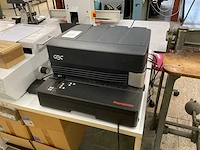 Gbc magnapunch ponsmachine - afbeelding 1 van  11