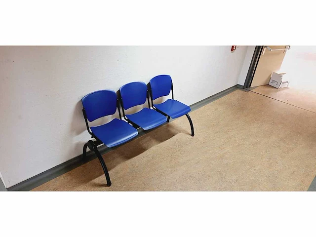 Gdb - wachtkamer bank voor 3 personen (2x) - afbeelding 4 van  5