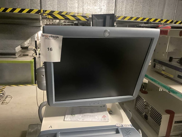 Ge voluson e6 mobiel echo-apparaat - afbeelding 3 van  6