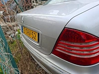 Geaccidenteerd voertuig mercedes s320 cdi, chassisnummer: wdb2200251a406677, nederlands kentekenbewijs - afbeelding 13 van  14