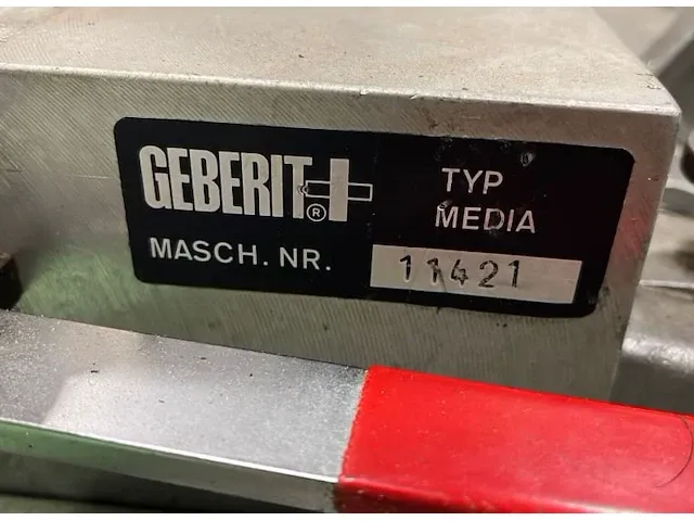 Geberit media pe spiegellasmachine - afbeelding 9 van  9