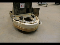 Gebogen freesbeschermer - afbeelding 1 van  4