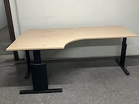 Gebruikte bureautafel - afbeelding 1 van  2