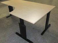 Gebruikte bureautafel - afbeelding 1 van  2