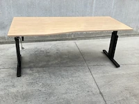 Gebruikte bureautafel - afbeelding 1 van  3