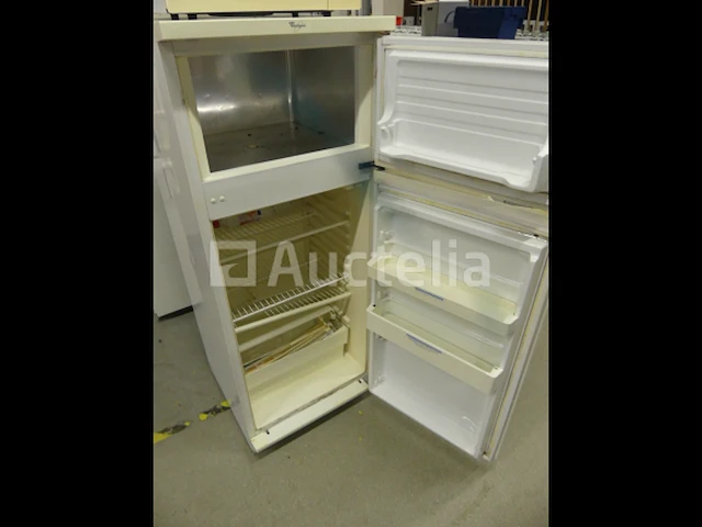 Gecombineerde koelkast/vriezer + magnetron - afbeelding 5 van  11