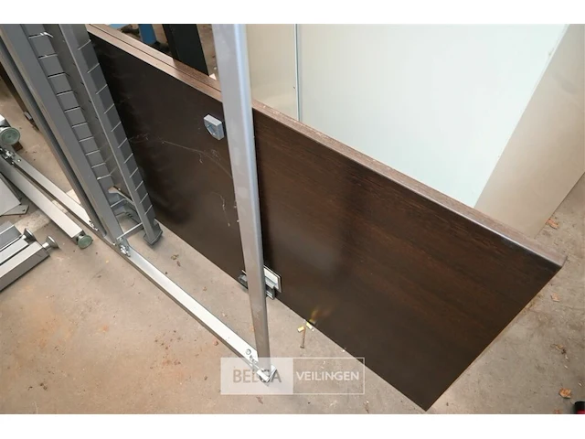 Gedemonteerd dubbel bureeltafel - afbeelding 3 van  3