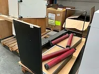 Gedemonteerd hoekbureau en toebehoren - afbeelding 8 van  14