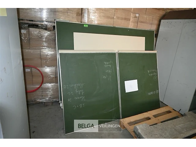 Gedemonteerd schoolbord - afbeelding 1 van  5