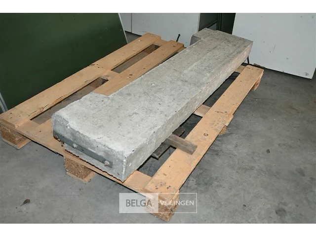 Gedemonteerd schoolbord - afbeelding 3 van  5