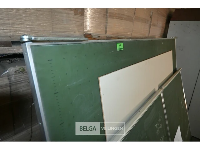 Gedemonteerd schoolbord - afbeelding 5 van  5