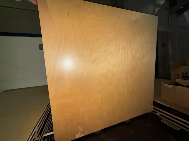 Gedemonteerde dansvloer - afbeelding 4 van  4