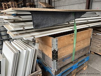 Gedemonteerde kast - afbeelding 2 van  4