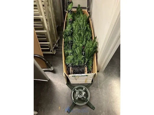 Gedemonteerde kerstboom - afbeelding 1 van  1