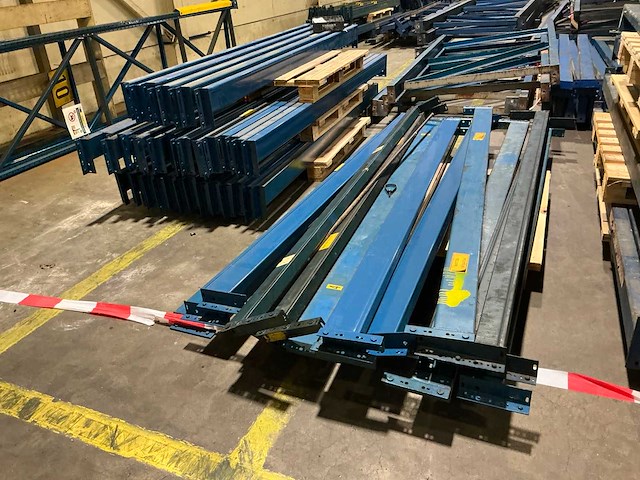 Gedemonteerde palletstelling - afbeelding 1 van  9