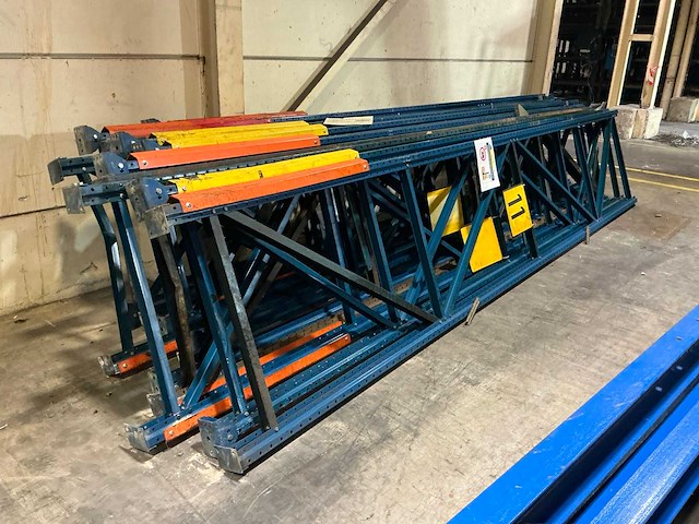 Gedemonteerde palletstelling - afbeelding 8 van  9