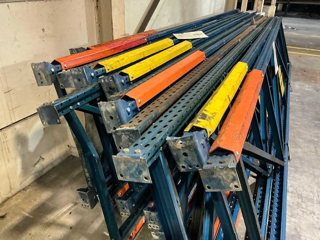 Gedemonteerde palletstelling - afbeelding 9 van  9