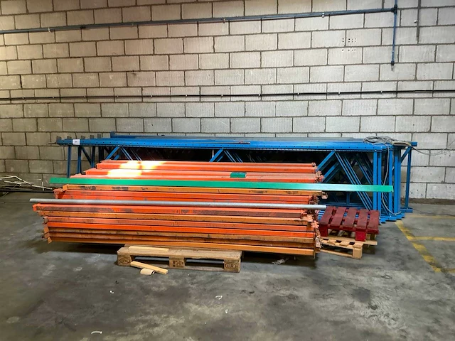 Gedemonteerde palletstelling - afbeelding 1 van  7