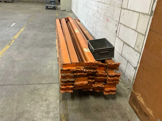Gedemonteerde palletstelling - afbeelding 7 van  7