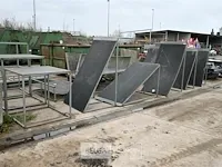 Gedemonteerde skate-ramp - afbeelding 1 van  3