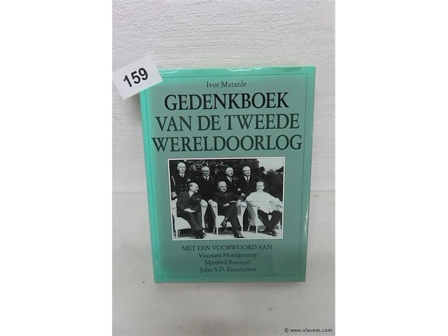 Gedenkboek van de tweede wereldoorlog - afbeelding 1 van  3