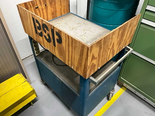 Gedore gereedschapswagen + diversen - afbeelding 11 van  12
