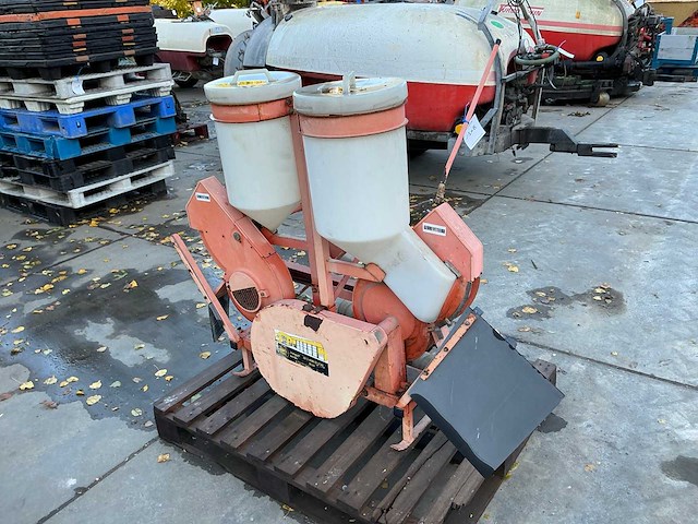 Gedragen casaron strooier - afbeelding 1 van  3