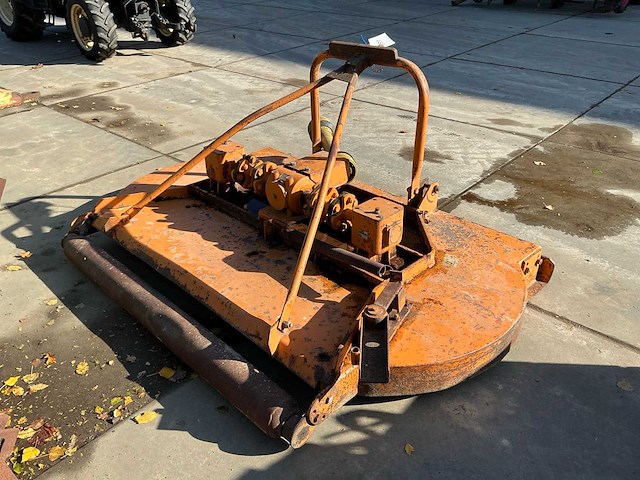 Gedragen cirkelmaaier - afbeelding 3 van  5