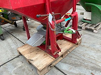 Gedragen kunstmeststrooier - afbeelding 4 van  7