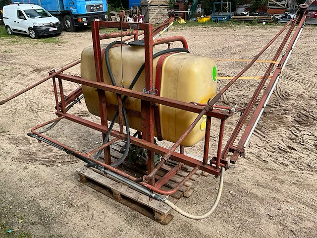 Gedragen veldspuit 400 l - afbeelding 2 van  13