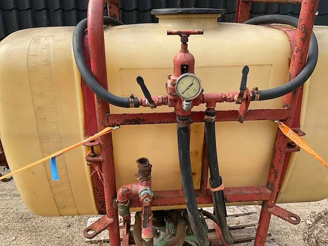 Gedragen veldspuit 400 l - afbeelding 10 van  13