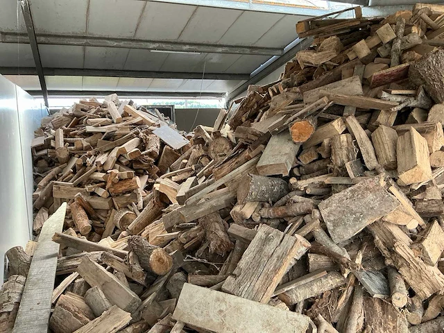 Gedroogd brandhout haardhout 80m3 - afbeelding 2 van  2