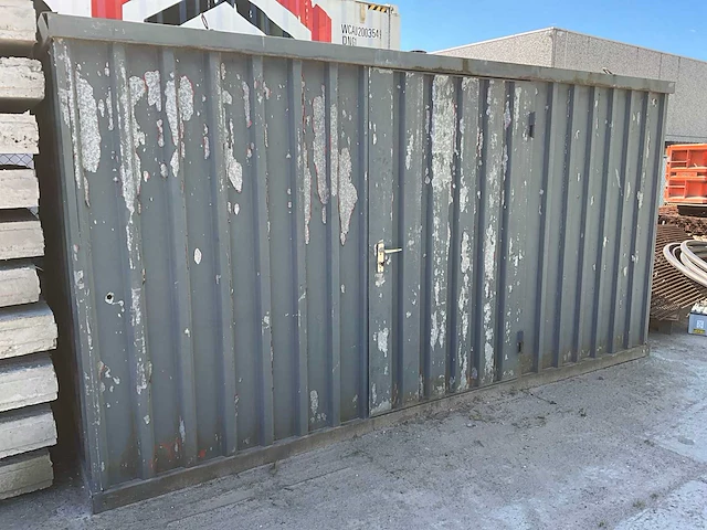 Gegalvaniseerde opslagcontainer 4 x 2,4 x 2 m - afbeelding 9 van  15