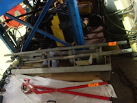 Gegalvaniseerde palen voor stellingen - afbeelding 1 van  2