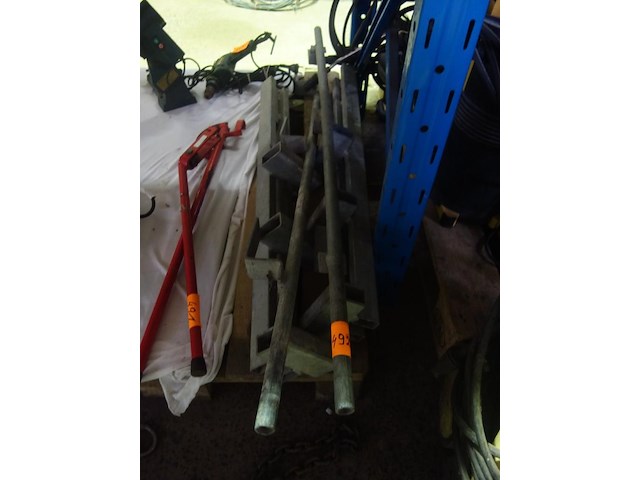 Gegalvaniseerde palen voor stellingen - afbeelding 2 van  2