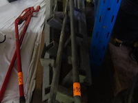 Gegalvaniseerde palen voor stellingen - afbeelding 2 van  2