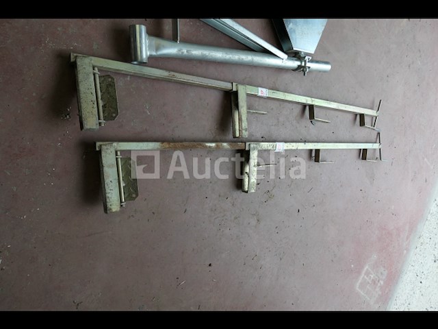 Gegalvaniseerde steigerkatrol, leuningstaanders die op plaat moeten worden geklemd - afbeelding 9 van  11