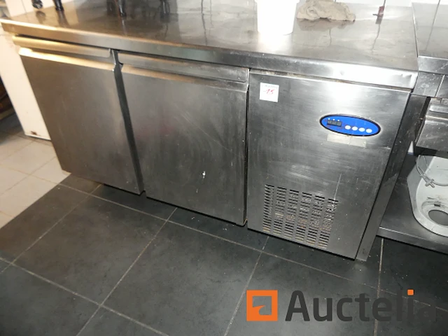 Geïntegreerde koelunit koelvitrine phn-2/1l-1r - afbeelding 1 van  7